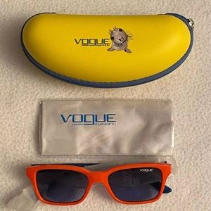 Vogue Kids VJ 2004 Color 27788F Sunglasses + Case